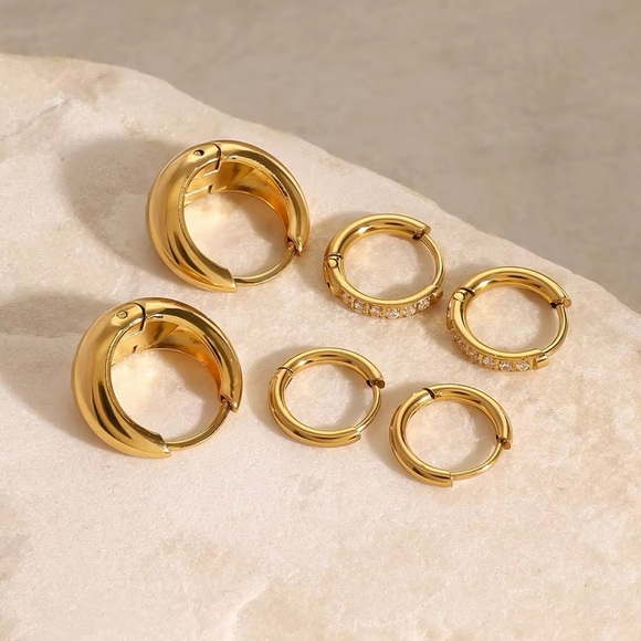 3 Pairs | 18K Gold Plated Hoop Earring Set - Picture 1 of 8